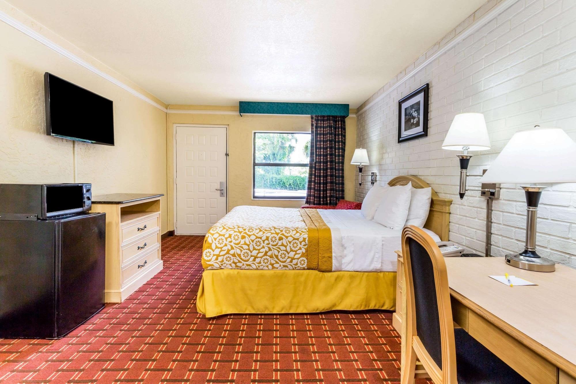 Quality Inn & Suites Altamonte Springs Orlando-North Buitenkant foto
