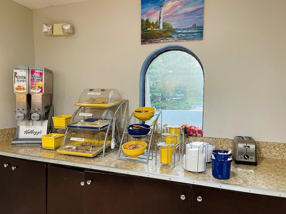 Quality Inn & Suites Altamonte Springs Orlando-North Buitenkant foto