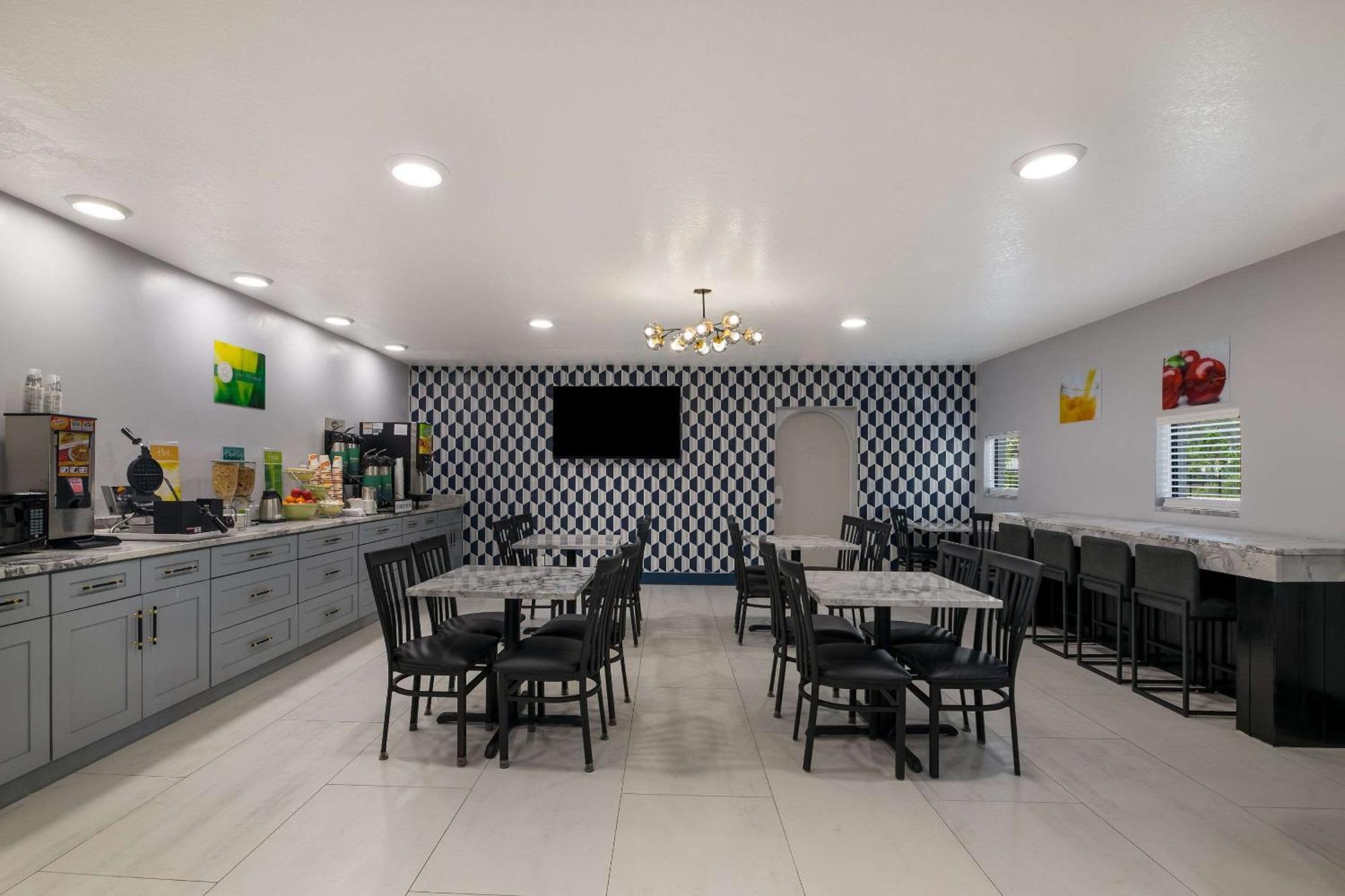 Quality Inn & Suites Altamonte Springs Orlando-North Buitenkant foto