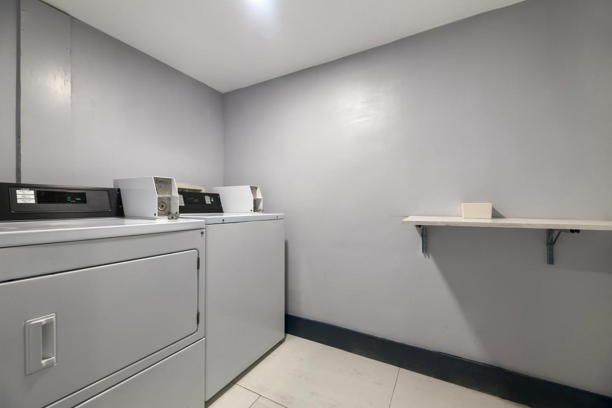 Quality Inn & Suites Altamonte Springs Orlando-North Buitenkant foto